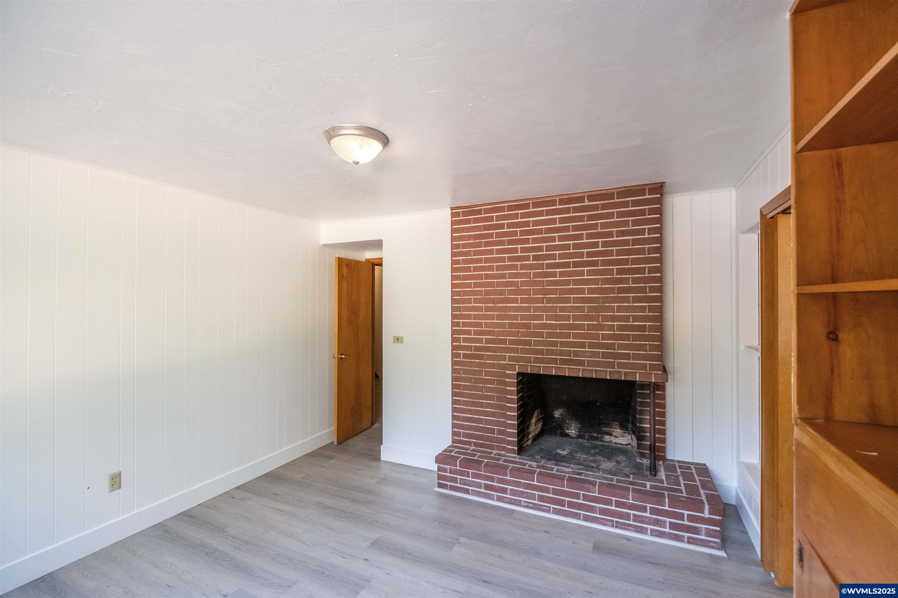 Salem, Oregon 97304, United States, 6 Bedrooms Bedrooms, ,3 BathroomsBathrooms,Residential,Active,168320