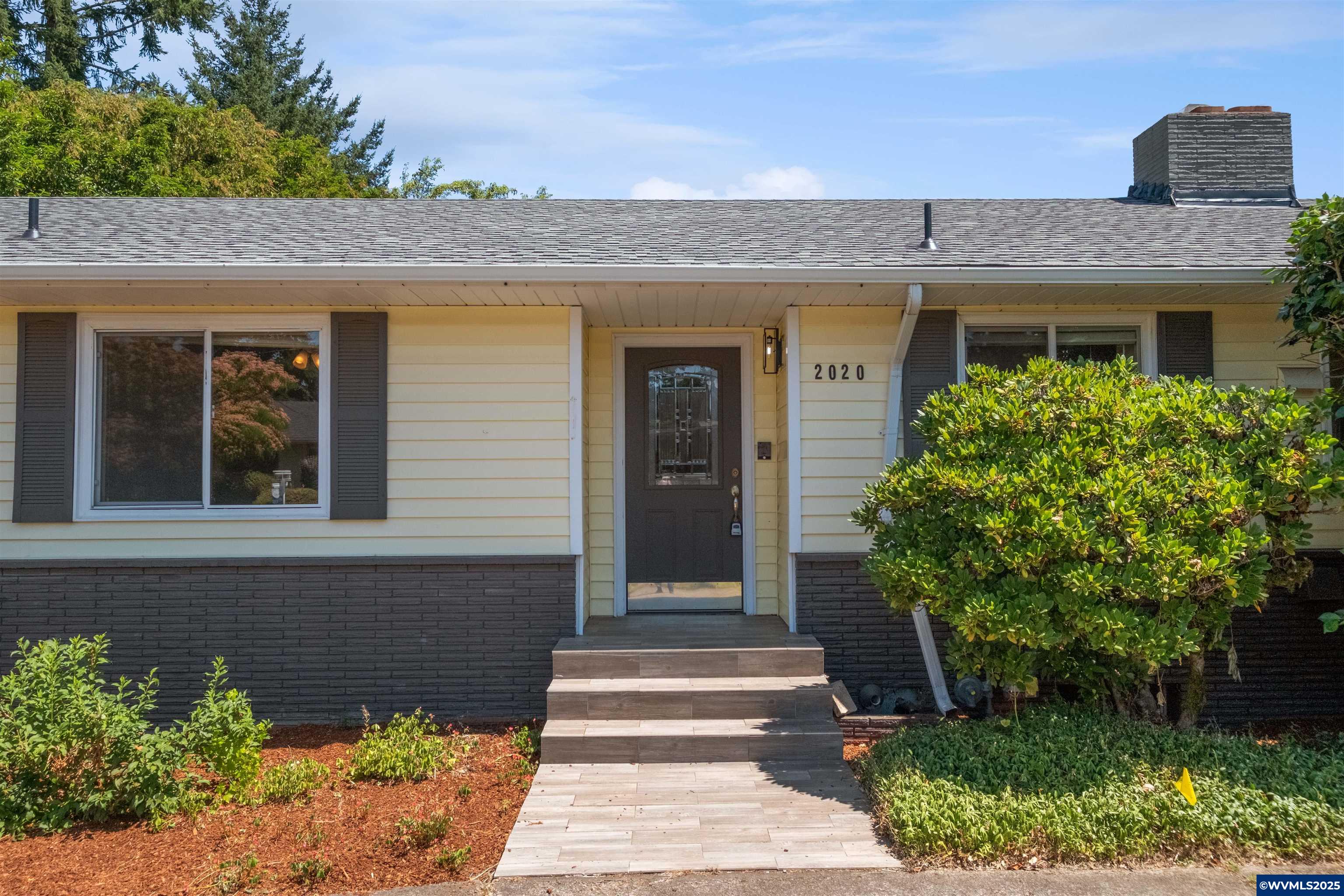 Salem, Oregon 97304, United States, 6 Bedrooms Bedrooms, ,3 BathroomsBathrooms,Residential,Active,168320