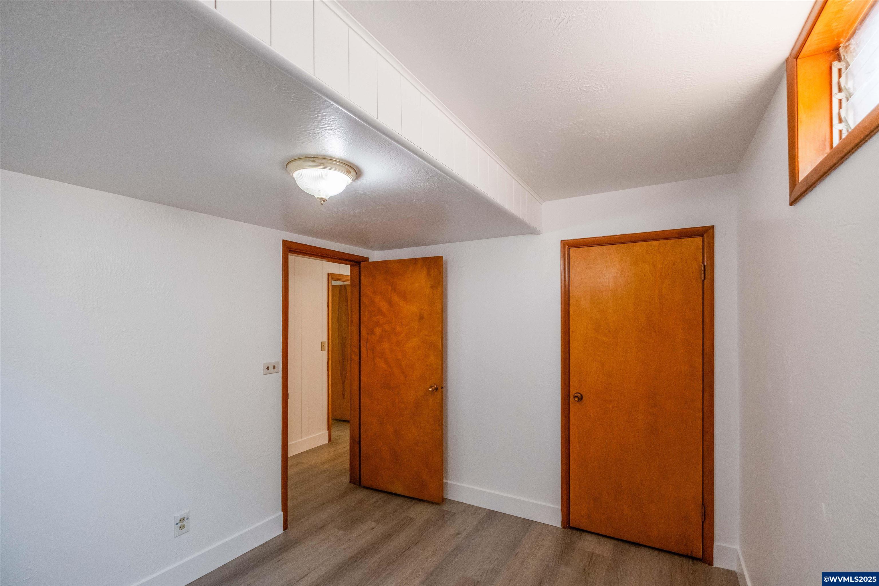 Salem, Oregon 97304, United States, 6 Bedrooms Bedrooms, ,3 BathroomsBathrooms,Residential,Active,168320