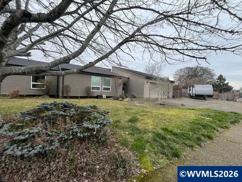 1135 Lakewood Dr SW Albany OR 97321