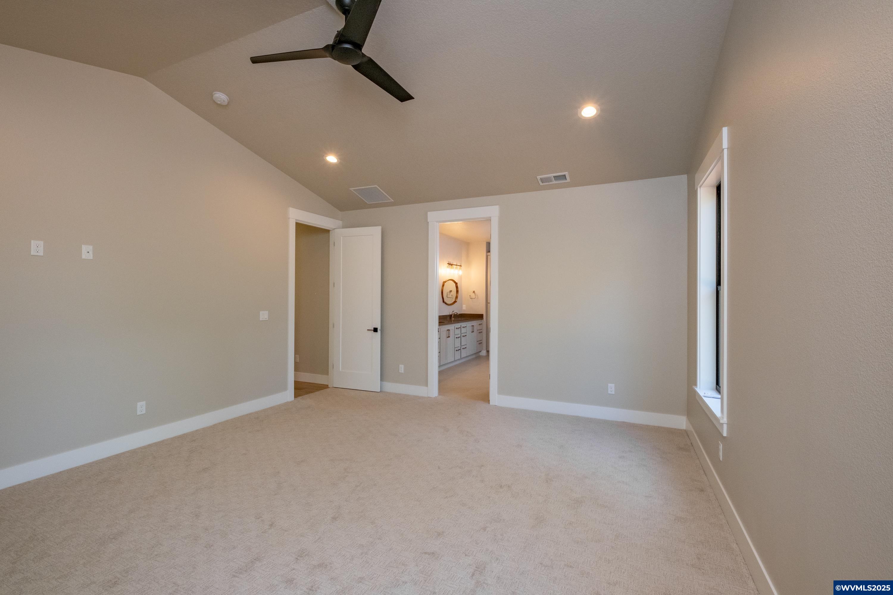 Turner, Oregon 97392, United States, 3 Bedrooms Bedrooms, ,3 BathroomsBathrooms,Residential,Active,35002