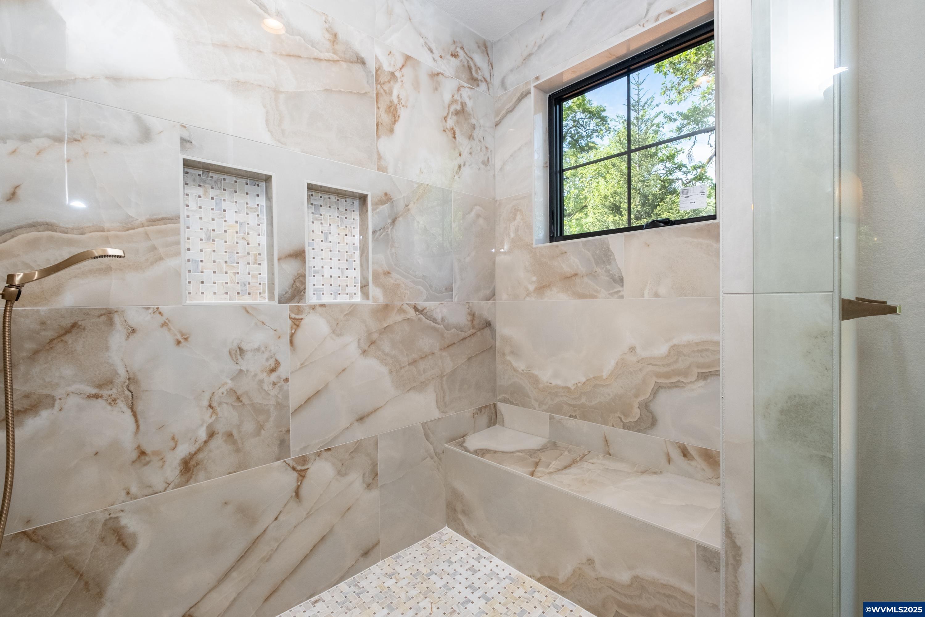 Turner, Oregon 97392, United States, 3 Bedrooms Bedrooms, ,3 BathroomsBathrooms,Residential,Active,35002