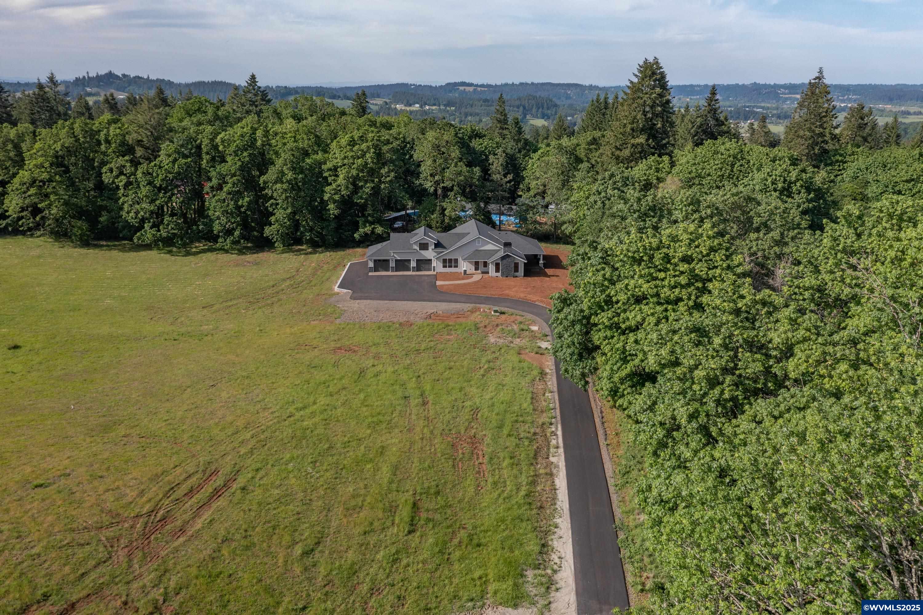 Turner, Oregon 97392, United States, 3 Bedrooms Bedrooms, ,3 BathroomsBathrooms,Residential,Active,35002