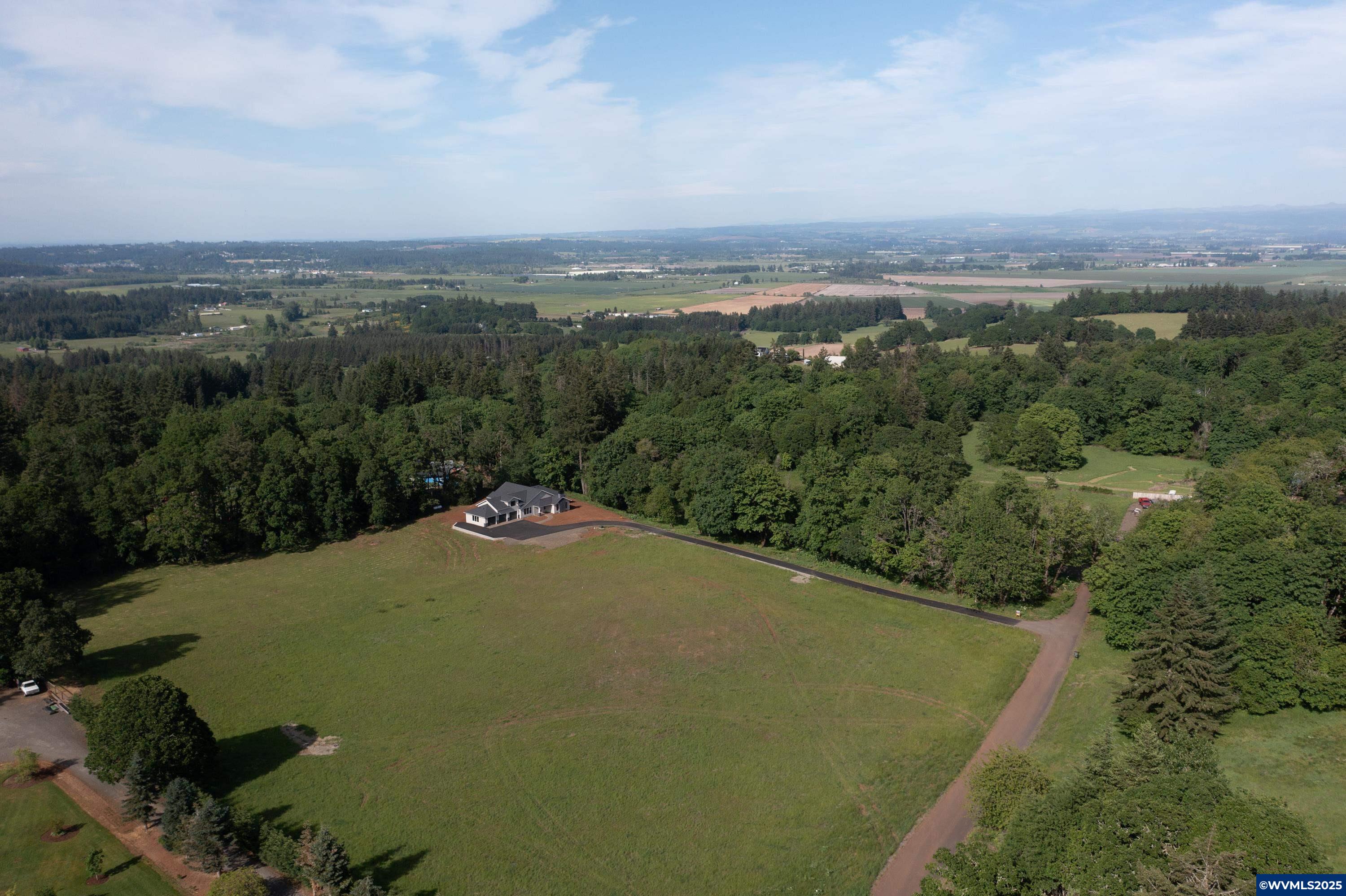 Turner, Oregon 97392, United States, 3 Bedrooms Bedrooms, ,3 BathroomsBathrooms,Residential,Active,35002