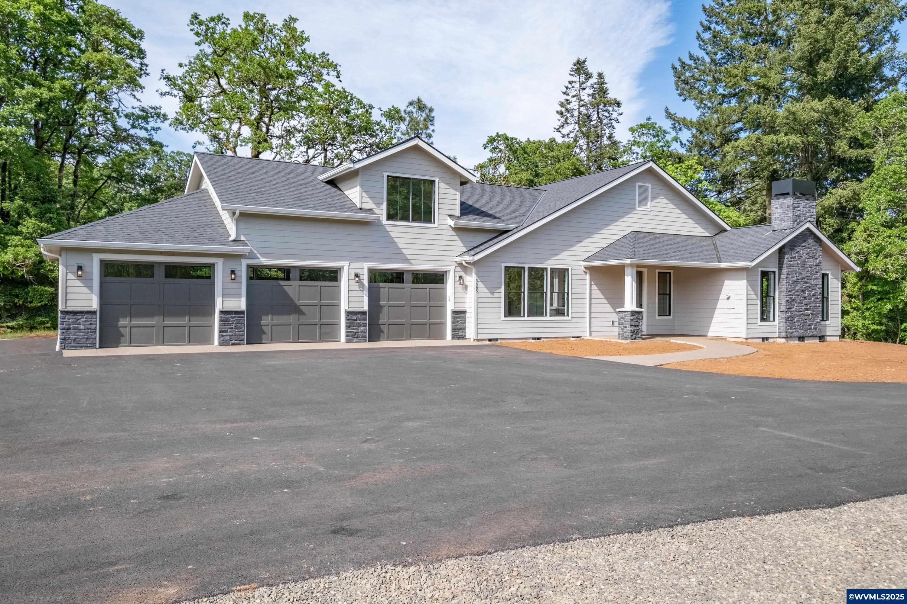 Turner, Oregon 97392, United States, 3 Bedrooms Bedrooms, ,3 BathroomsBathrooms,Residential,Active,35002