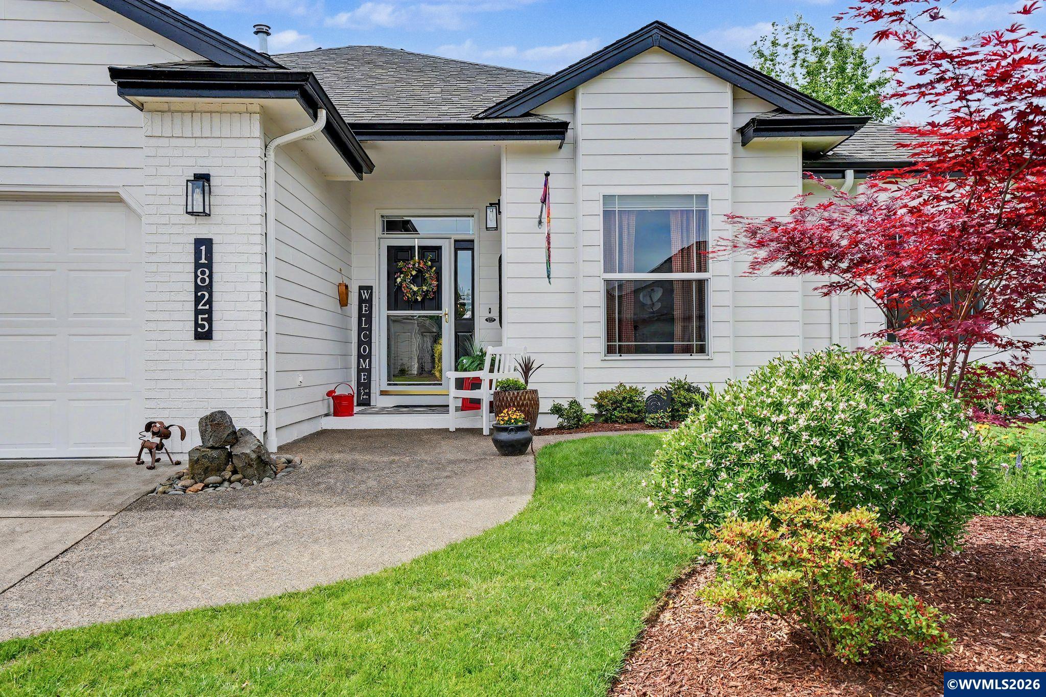 1825 Bentley St