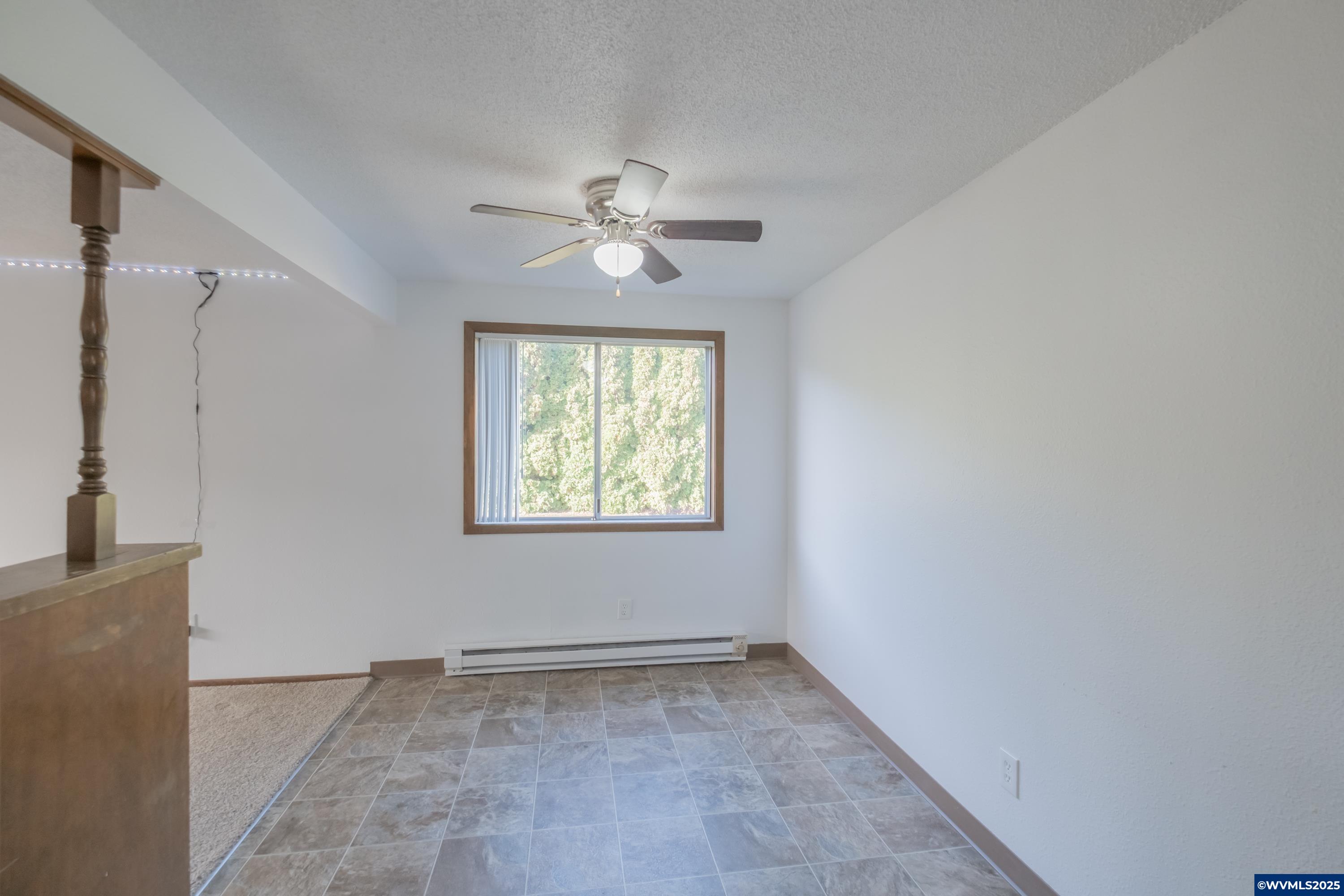 Salem, Oregon 97301, United States, 8 Bedrooms Bedrooms, ,4 BathroomsBathrooms,Residential,Active,242495