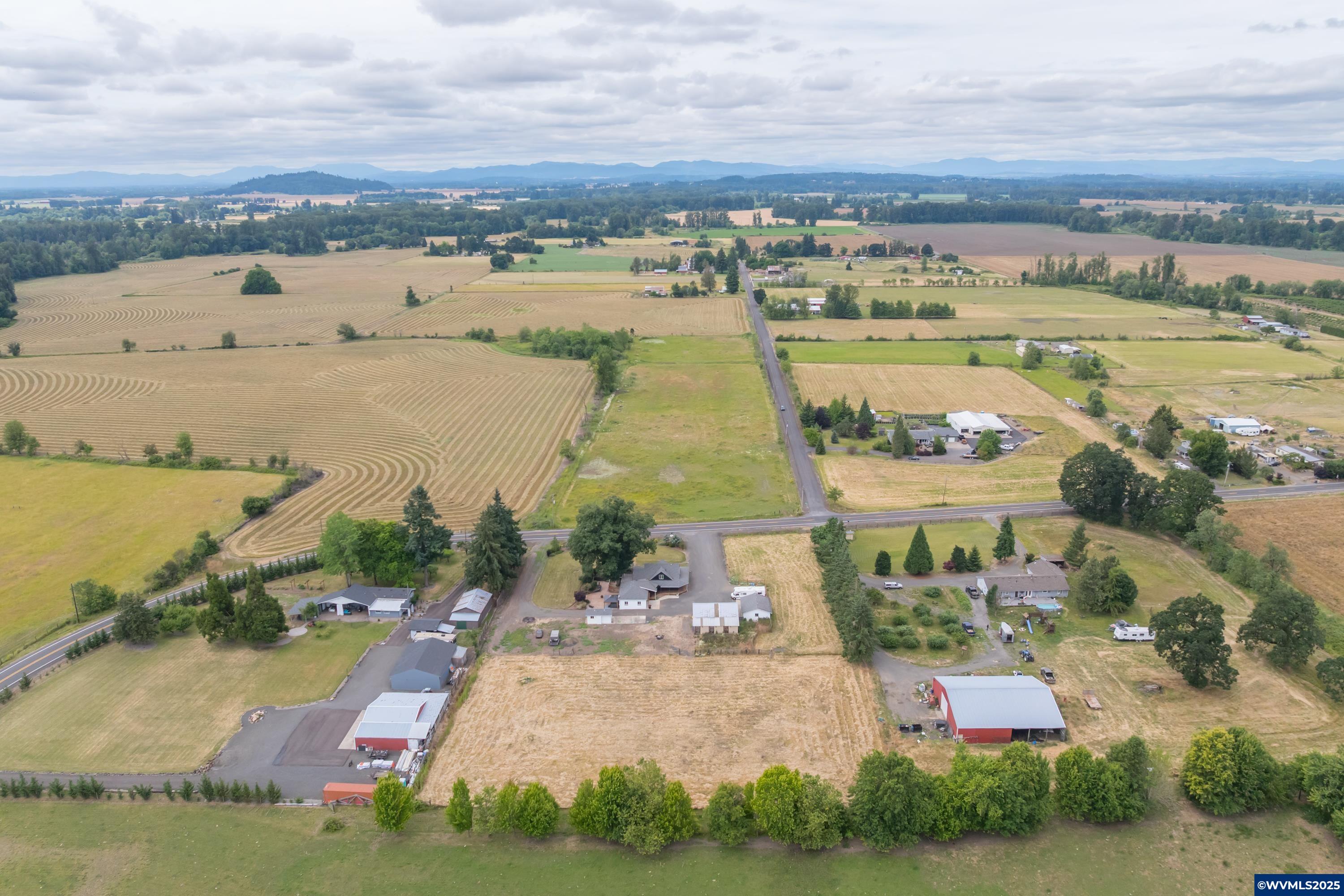 37929 Kelly Rd