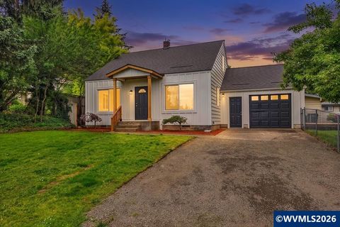 339 Stoneway Dr NW Salem OR 97304