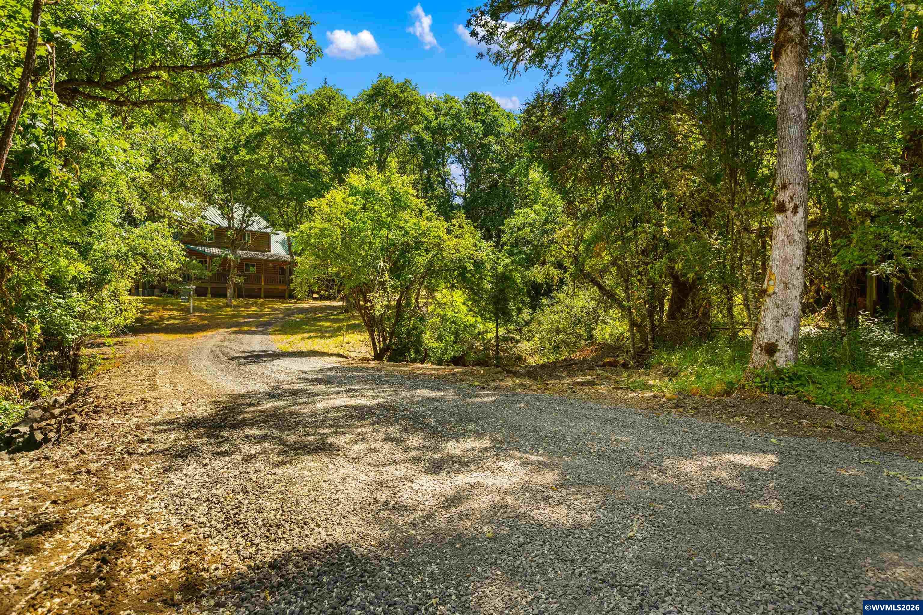 1470 East Willis Creek Rd