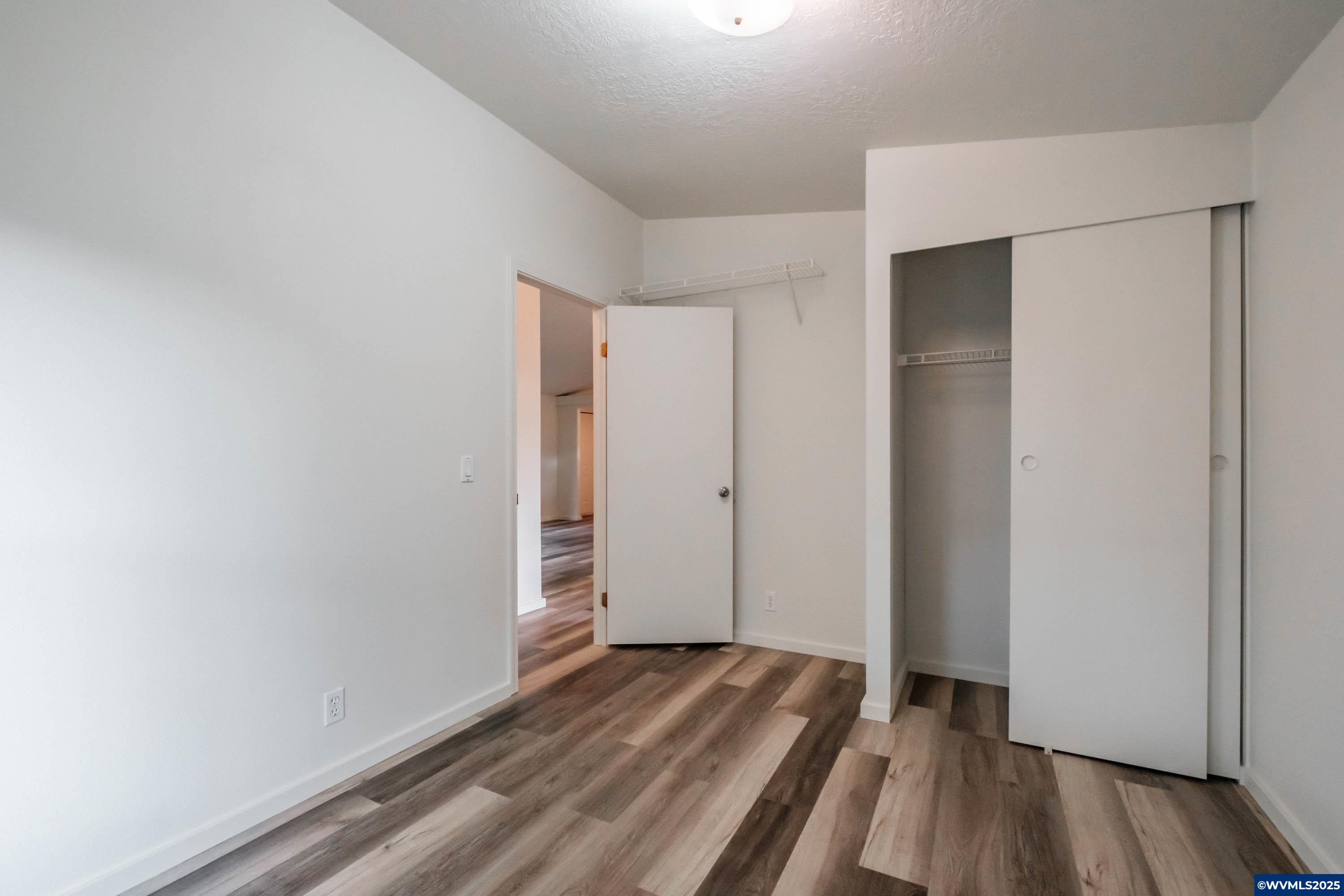 Woodburn, Oregon 97071, United States, 3 Bedrooms Bedrooms, ,2 BathroomsBathrooms,Residential,Active,164496