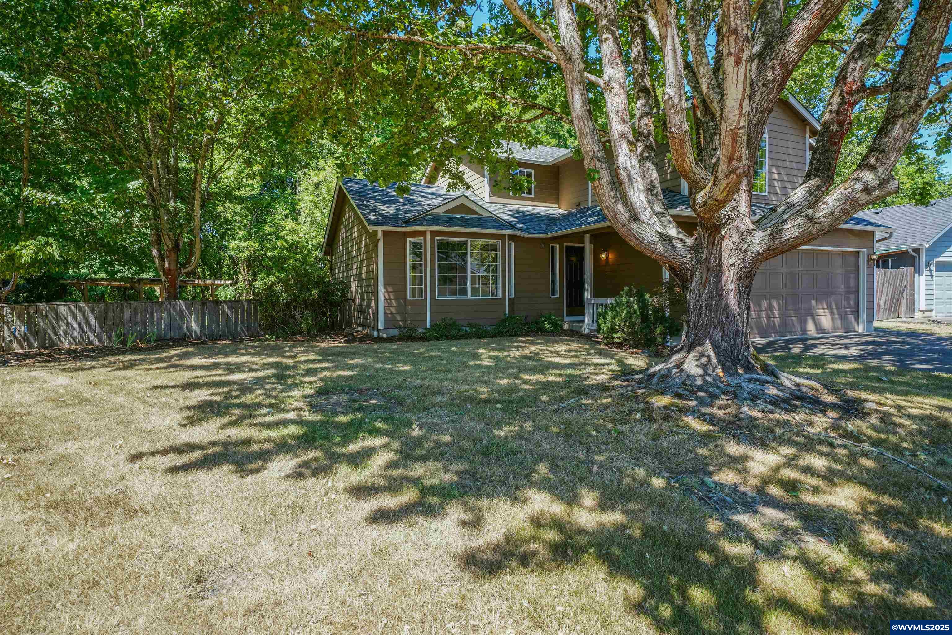 1514 SW Birdie Dr