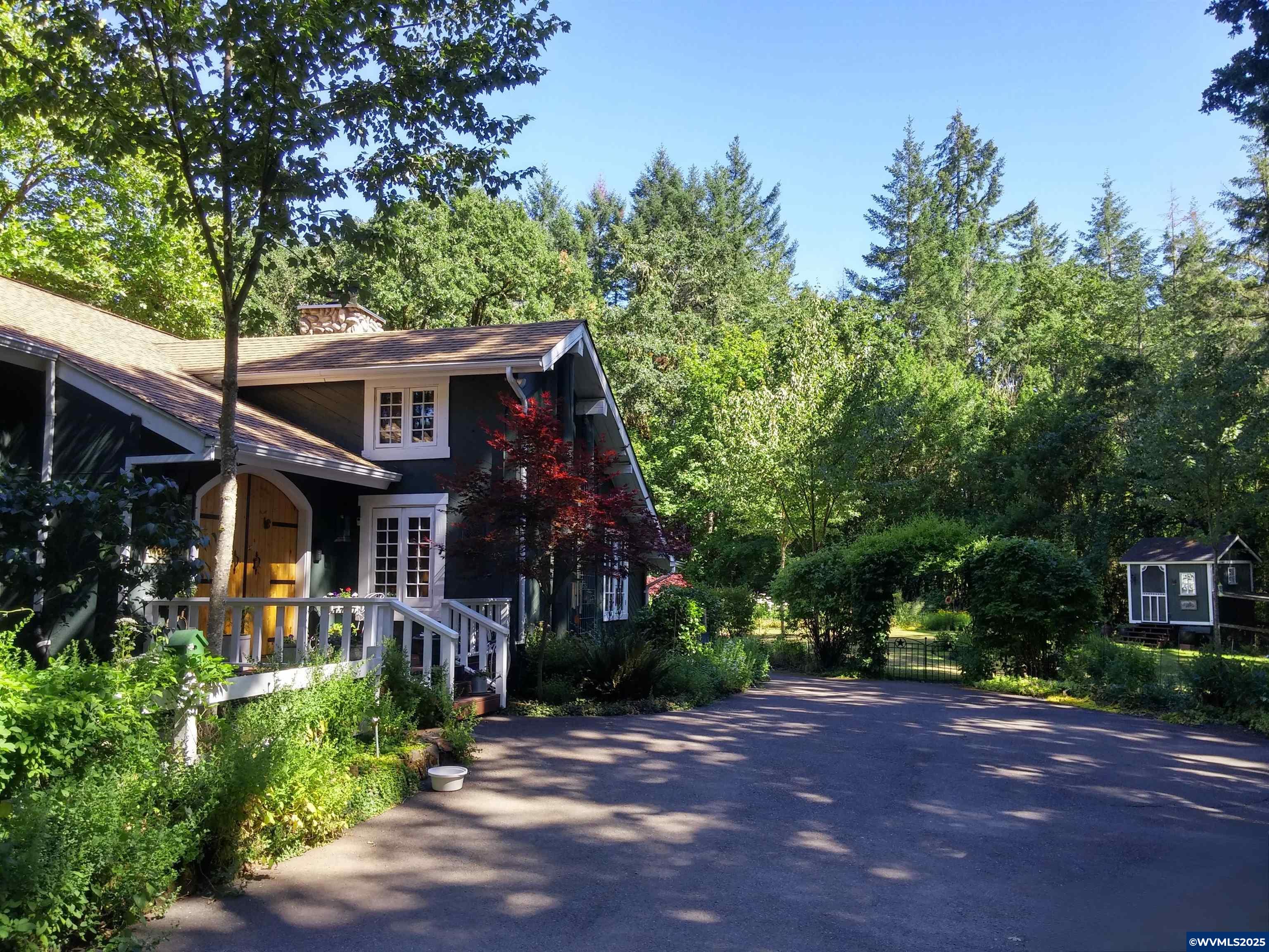 19875 SW Meadow View Dr