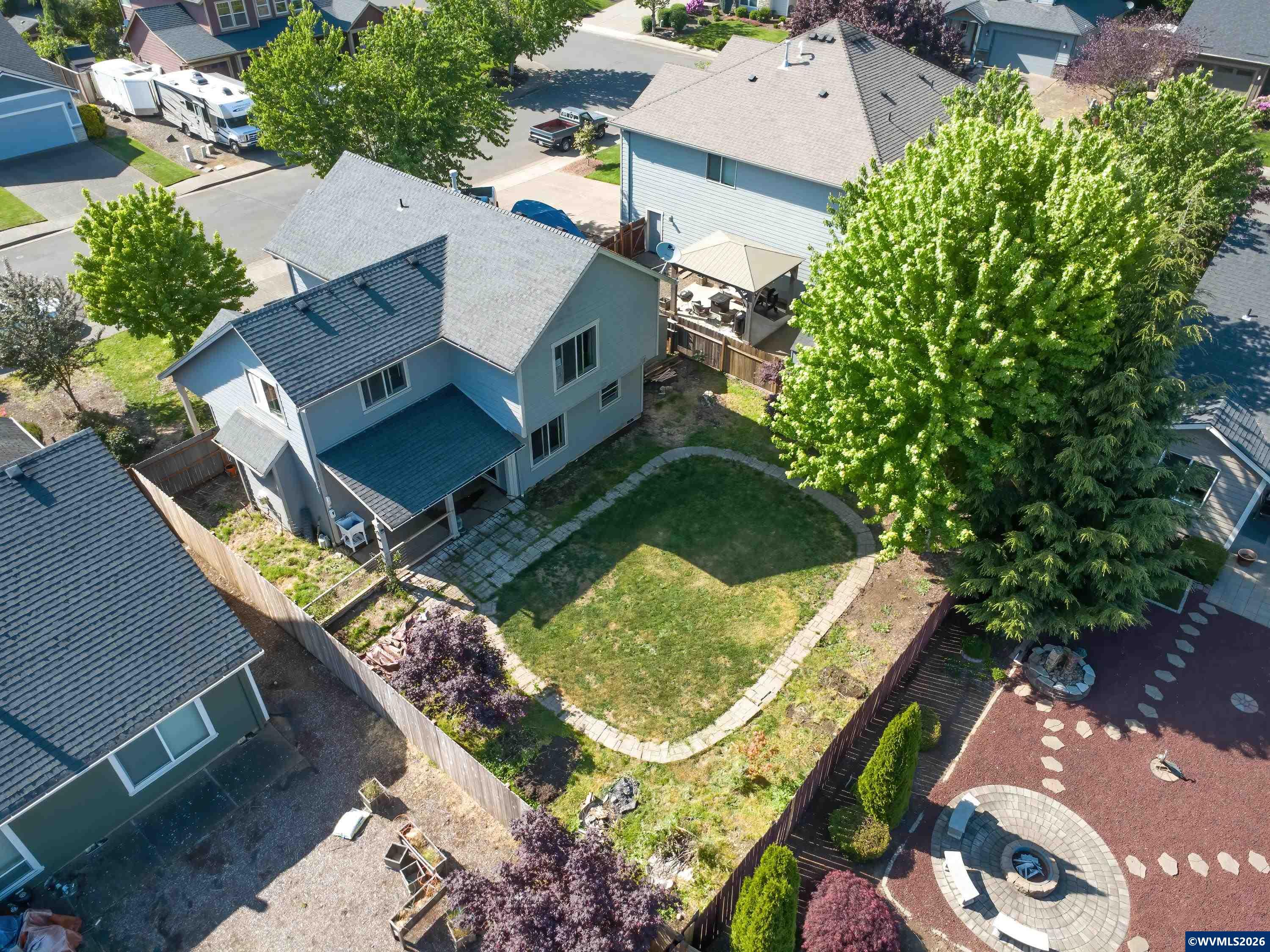 274 SW Bell Dr