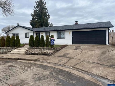 4664 Kingston Ct NE Salem OR 97305