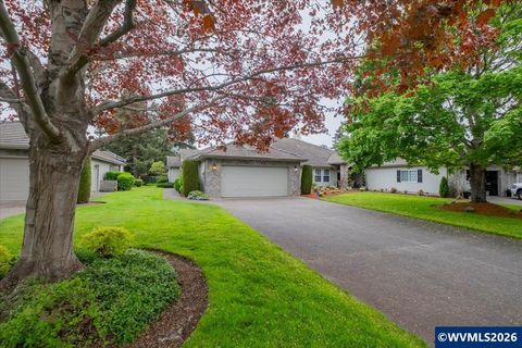 702 Castle Pines Dr N Keizer OR 97303