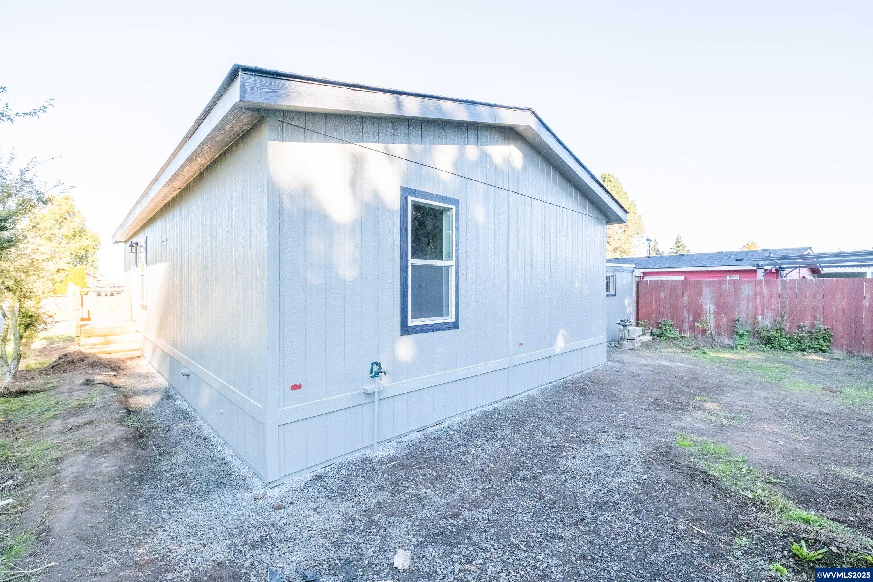 Salem, Oregon 97305, United States, 3 Bedrooms Bedrooms, ,2 BathroomsBathrooms,Residential,Active,191244