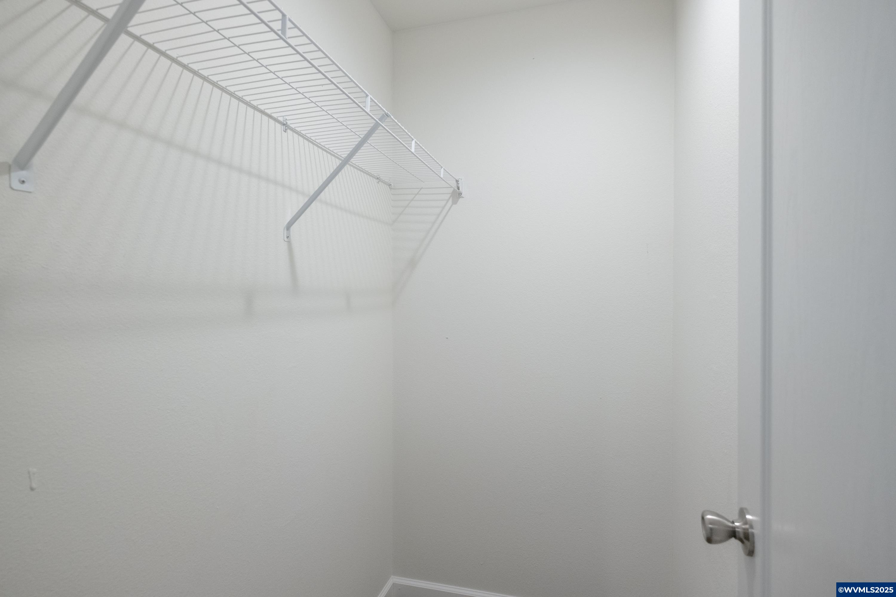 Salem, Oregon 97305, United States, 3 Bedrooms Bedrooms, ,2 BathroomsBathrooms,Residential,Active,191244