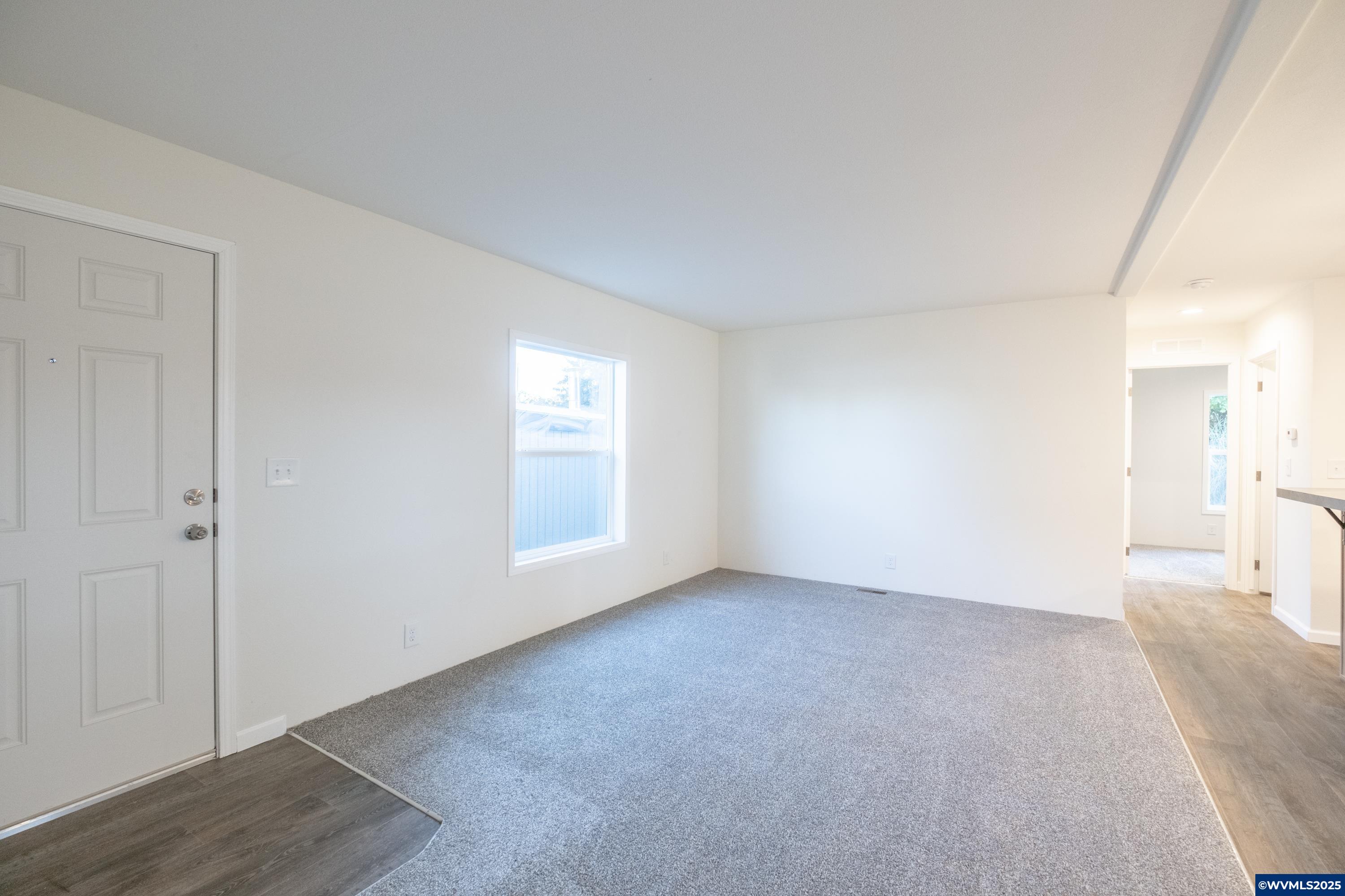 Salem, Oregon 97305, United States, 3 Bedrooms Bedrooms, ,2 BathroomsBathrooms,Residential,Active,191244