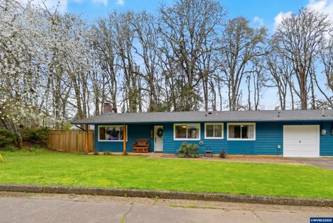 239 NE Azalea Dr Corvallis OR 97330