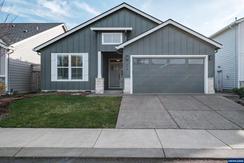 114 NW Beaver Ct Dallas OR 97338