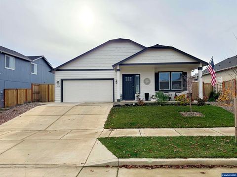 2828 NW Essex Av Albany OR 97321