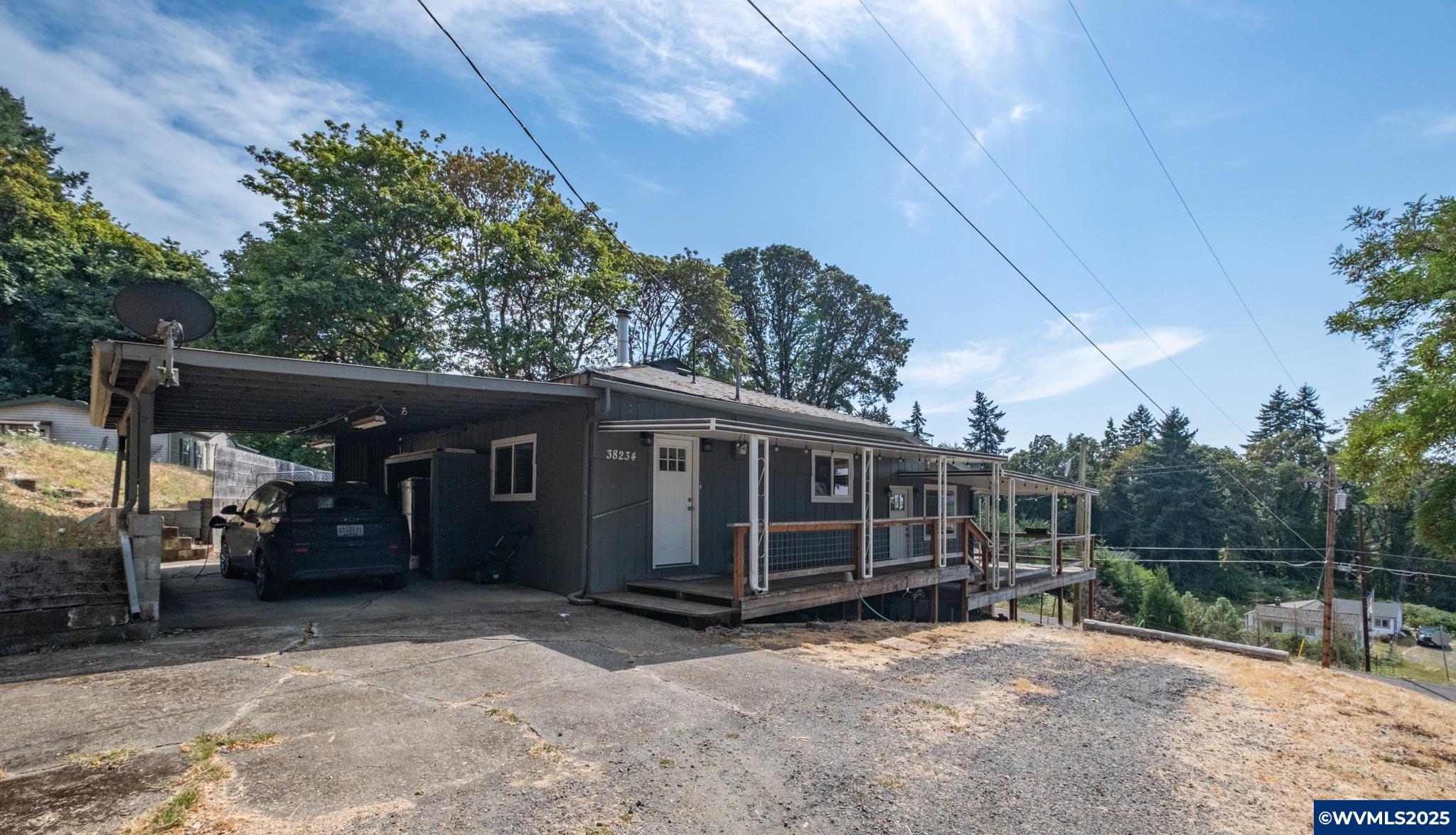 38234 Elm St