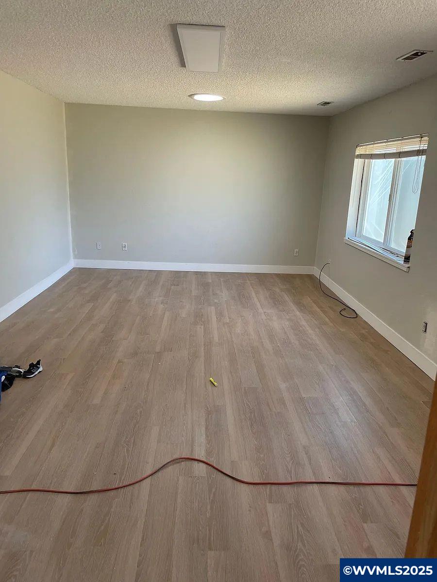 18 Maple Ct