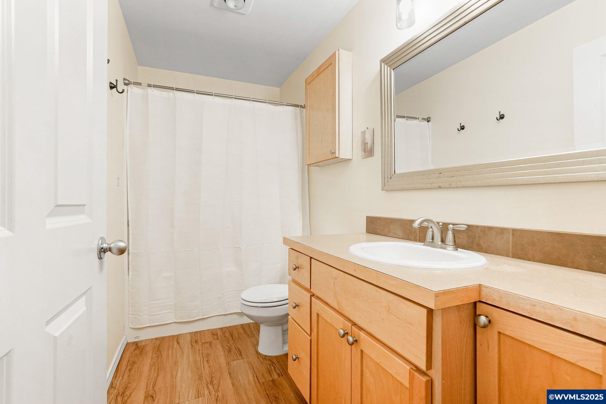 Salem, Oregon 97301, United States, 2 Bedrooms Bedrooms, ,2 BathroomsBathrooms,Residential,Active,164227