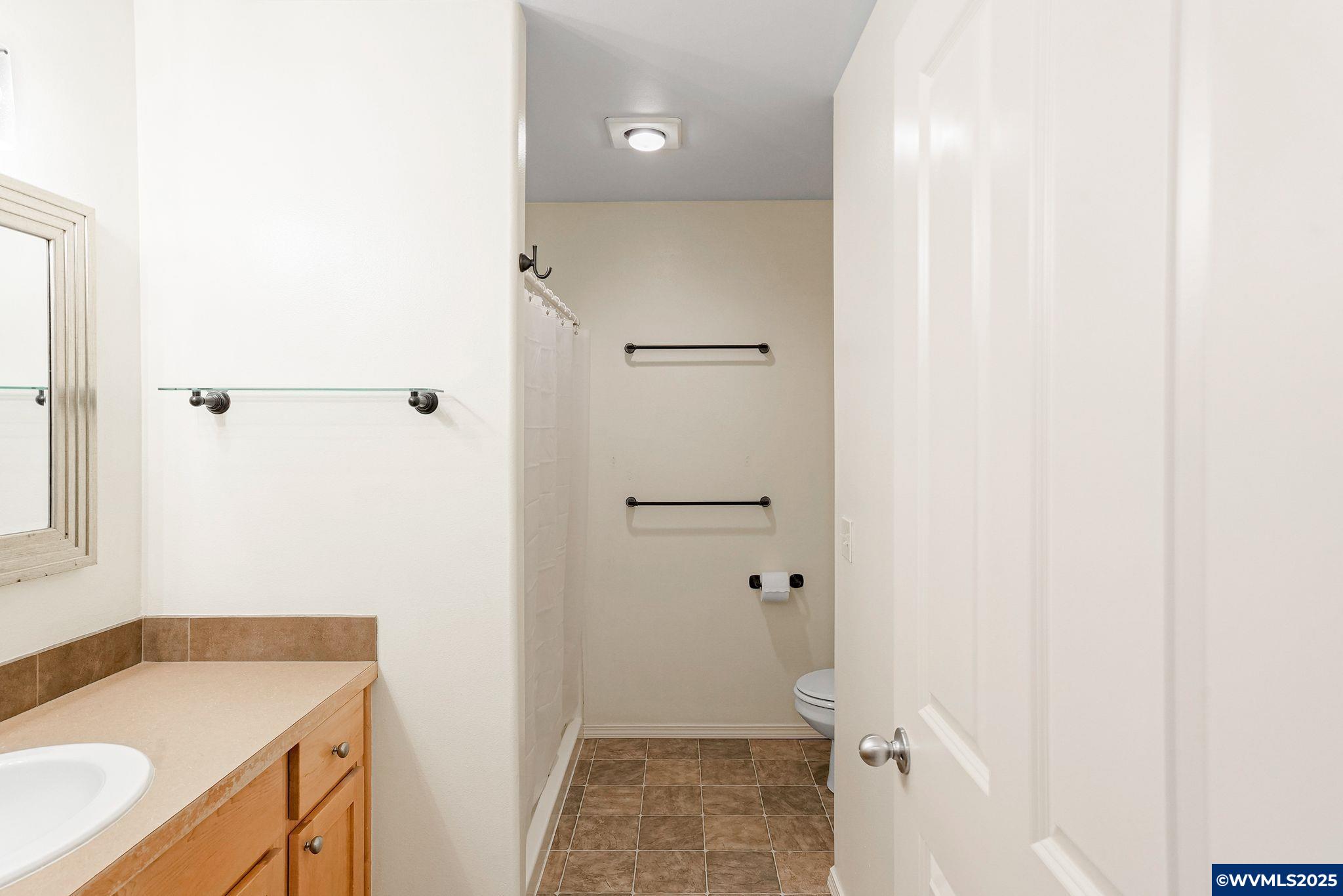 Salem, Oregon 97301, United States, 2 Bedrooms Bedrooms, ,2 BathroomsBathrooms,Residential,Active,164227