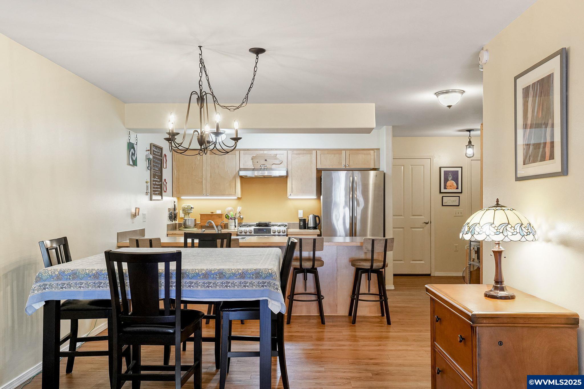 Salem, Oregon 97301, United States, 2 Bedrooms Bedrooms, ,2 BathroomsBathrooms,Residential,Active,164227