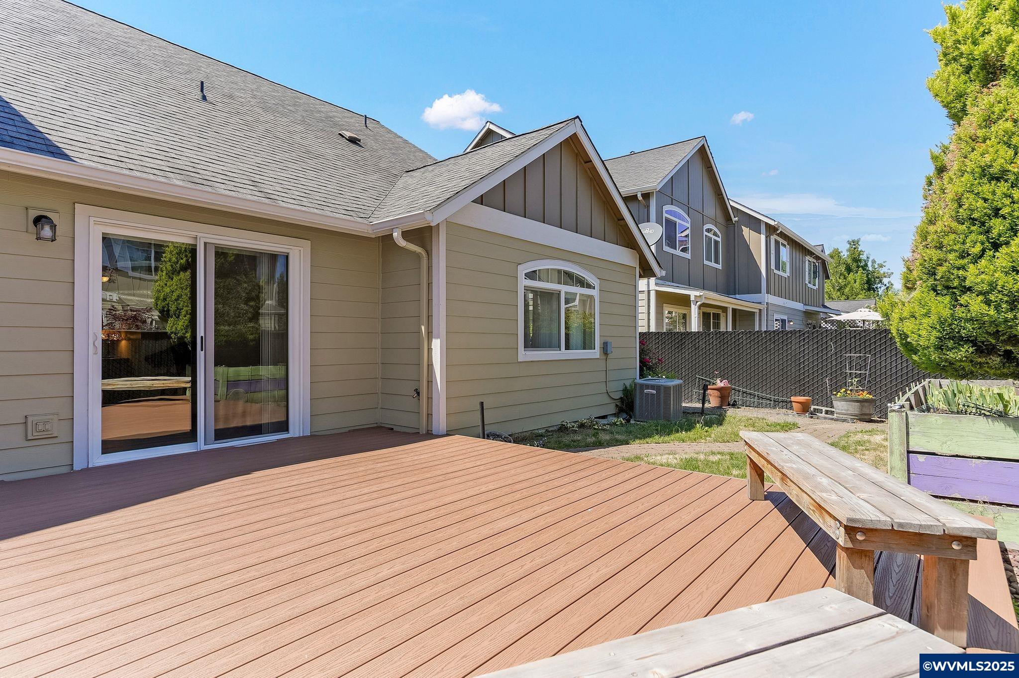 Salem, Oregon 97301, United States, 2 Bedrooms Bedrooms, ,2 BathroomsBathrooms,Residential,Active,164227