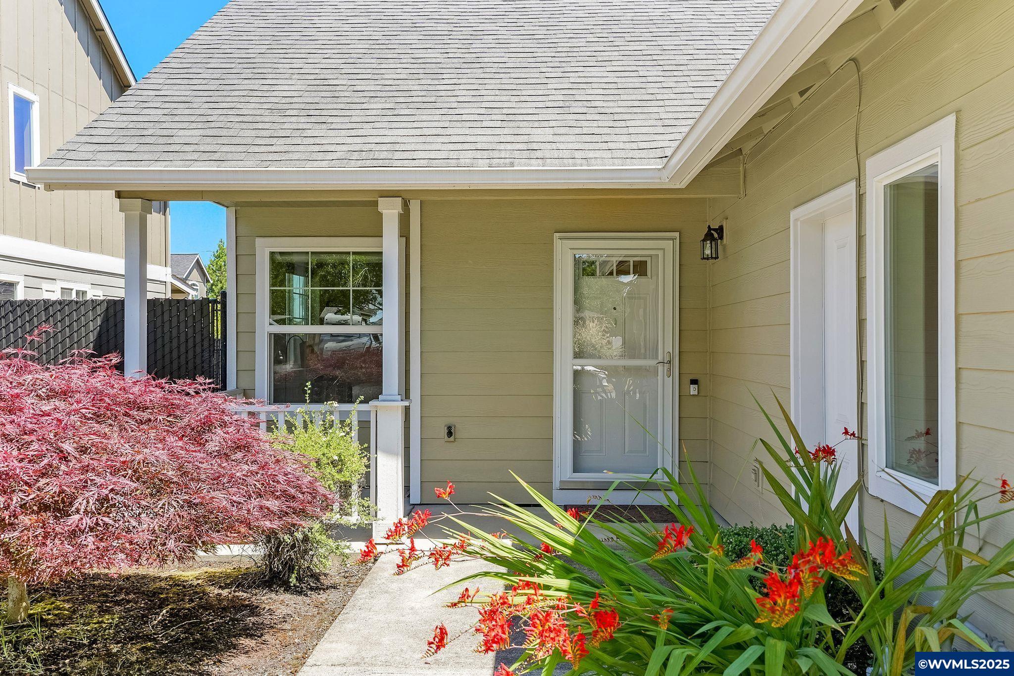 Salem, Oregon 97301, United States, 2 Bedrooms Bedrooms, ,2 BathroomsBathrooms,Residential,Active,164227