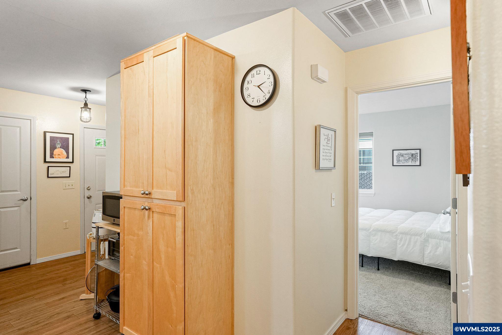 Salem, Oregon 97301, United States, 2 Bedrooms Bedrooms, ,2 BathroomsBathrooms,Residential,Active,164227