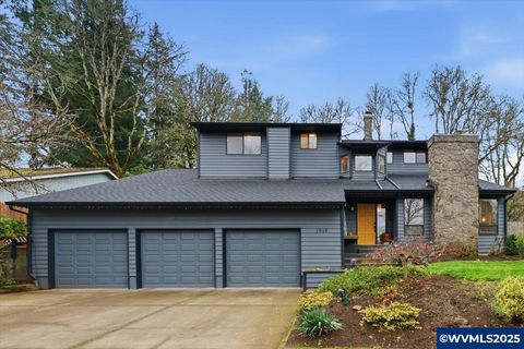 1818 Pepper Tree Ct SE Salem OR 97306