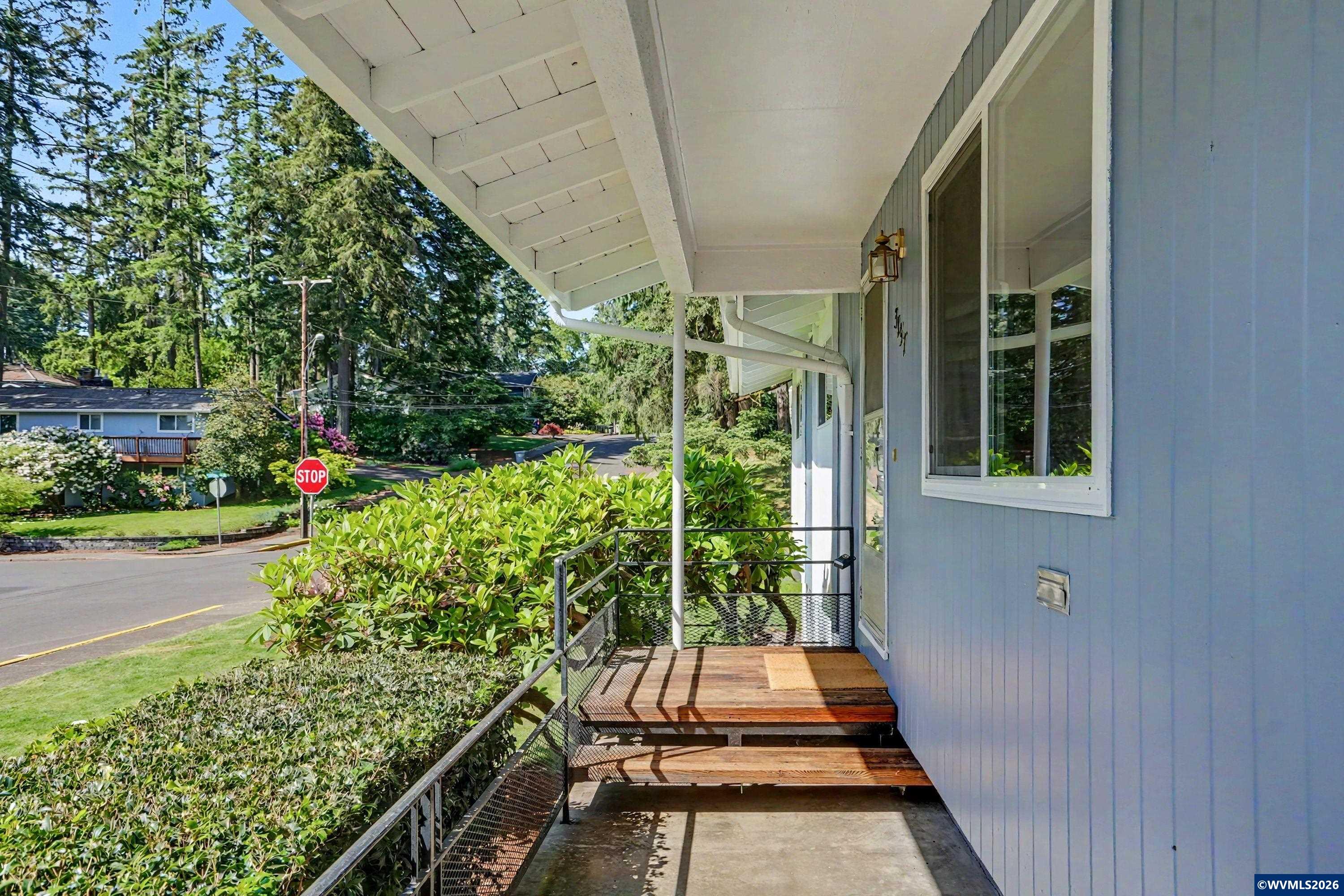 3157 NW Norwood Dr