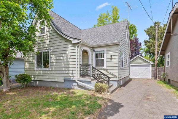 985 MADISON ST NE, SALEM, OR 97301 - Image ee832fce8089f0adcb7ceac501ef1c1d/3748760189
