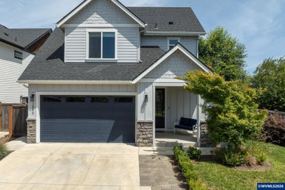 1577 Nestucca Av Eugene OR 97408