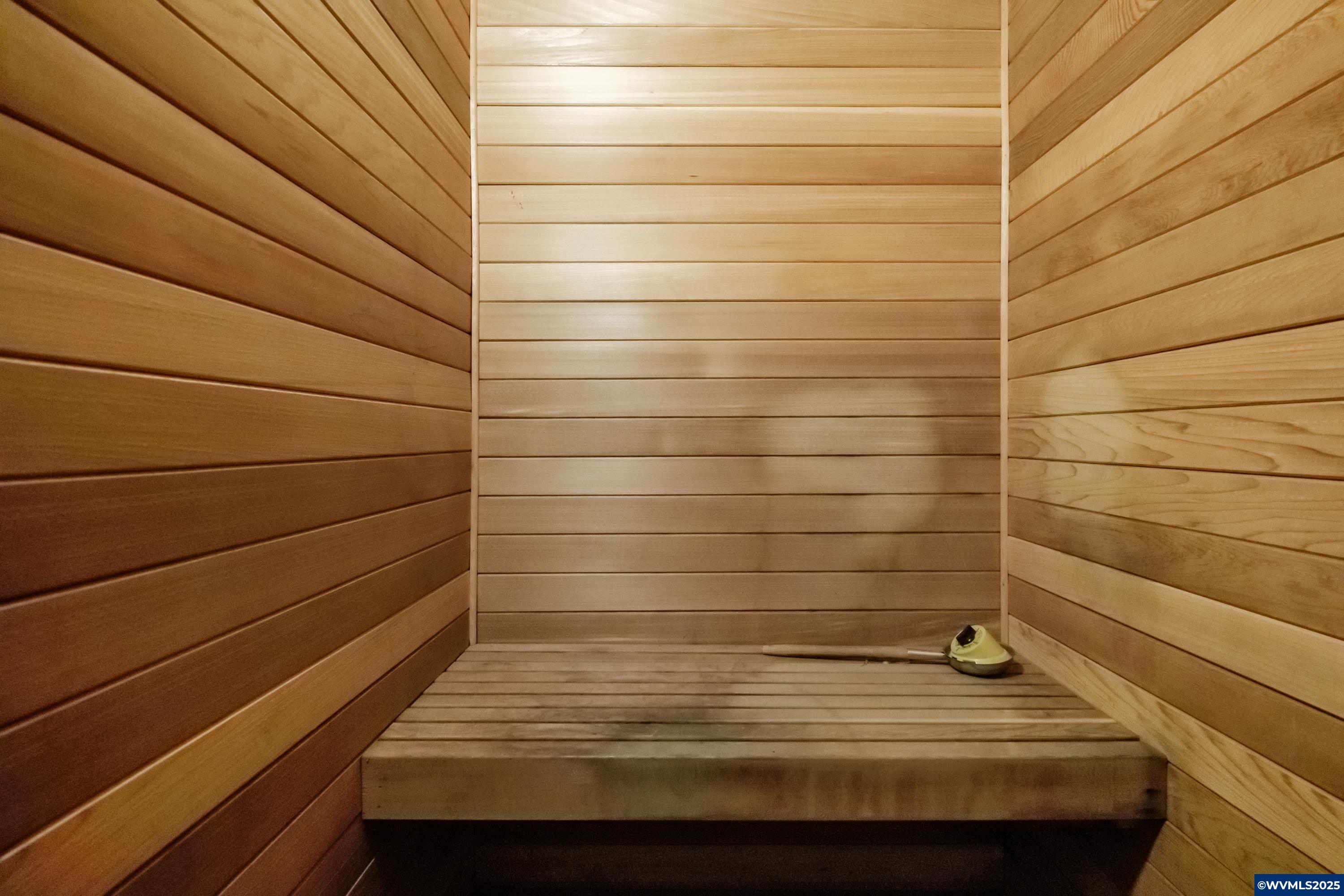 Salem, Oregon 97306, United States, 3 Bedrooms Bedrooms, ,2 BathroomsBathrooms,Residential,Pending,155184