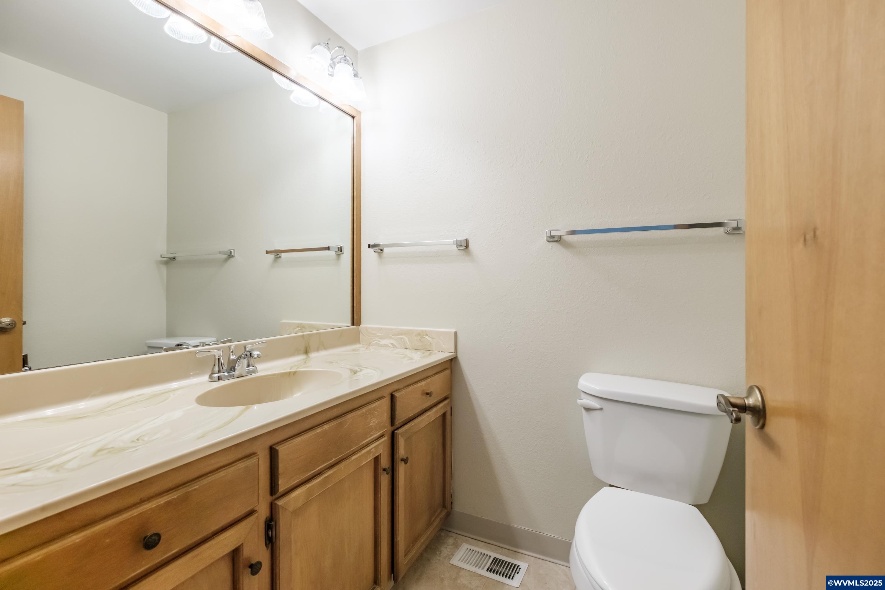 Salem, Oregon 97306, United States, 3 Bedrooms Bedrooms, ,2 BathroomsBathrooms,Residential,Pending,155184