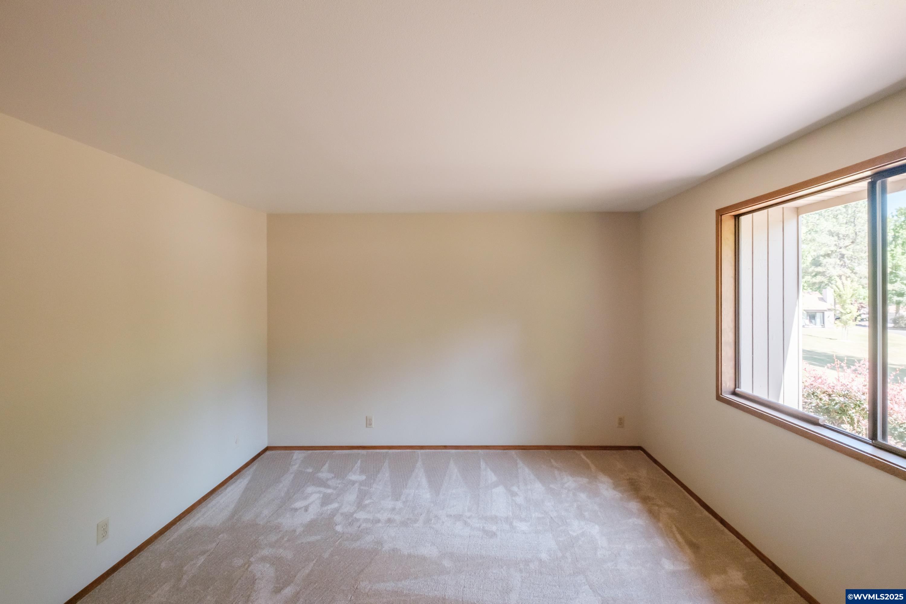 Salem, Oregon 97306, United States, 3 Bedrooms Bedrooms, ,2 BathroomsBathrooms,Residential,Pending,155184