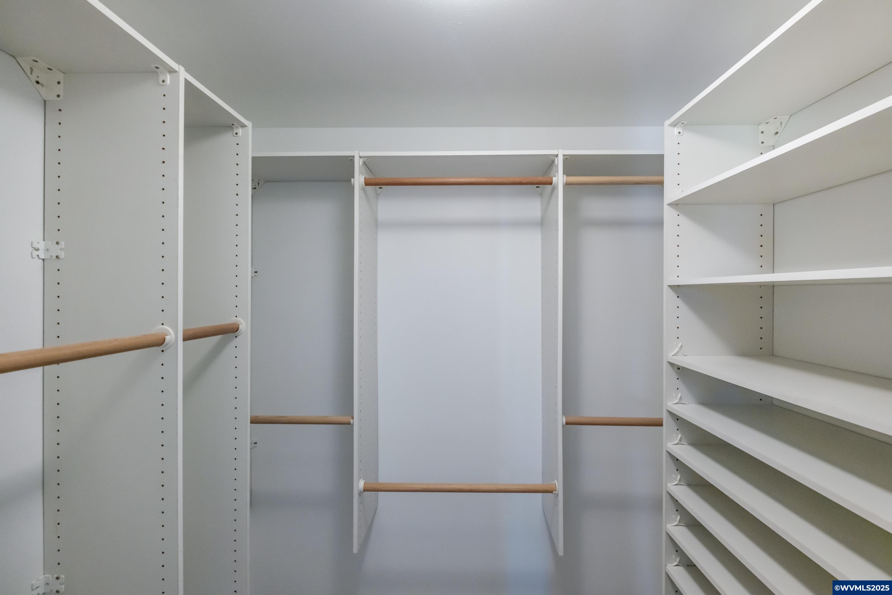 Salem, Oregon 97306, United States, 3 Bedrooms Bedrooms, ,2 BathroomsBathrooms,Residential,Pending,155184