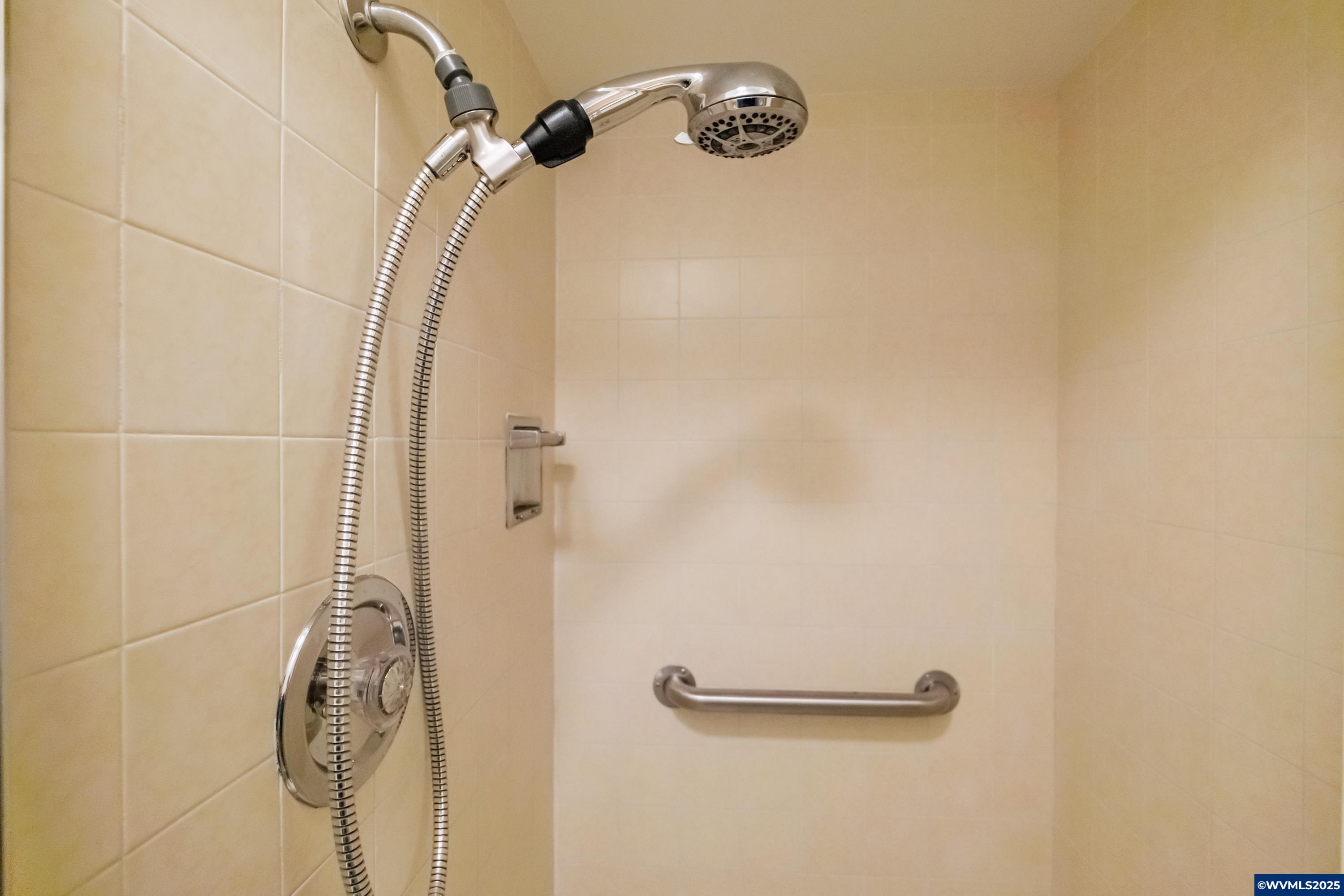 Salem, Oregon 97306, United States, 3 Bedrooms Bedrooms, ,2 BathroomsBathrooms,Residential,Pending,155184