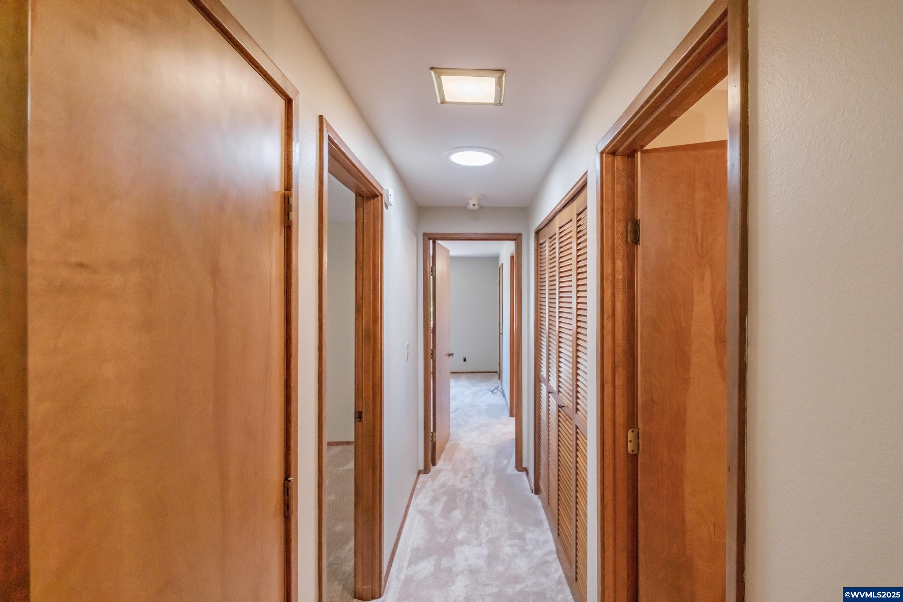 Salem, Oregon 97306, United States, 3 Bedrooms Bedrooms, ,2 BathroomsBathrooms,Residential,Pending,155184