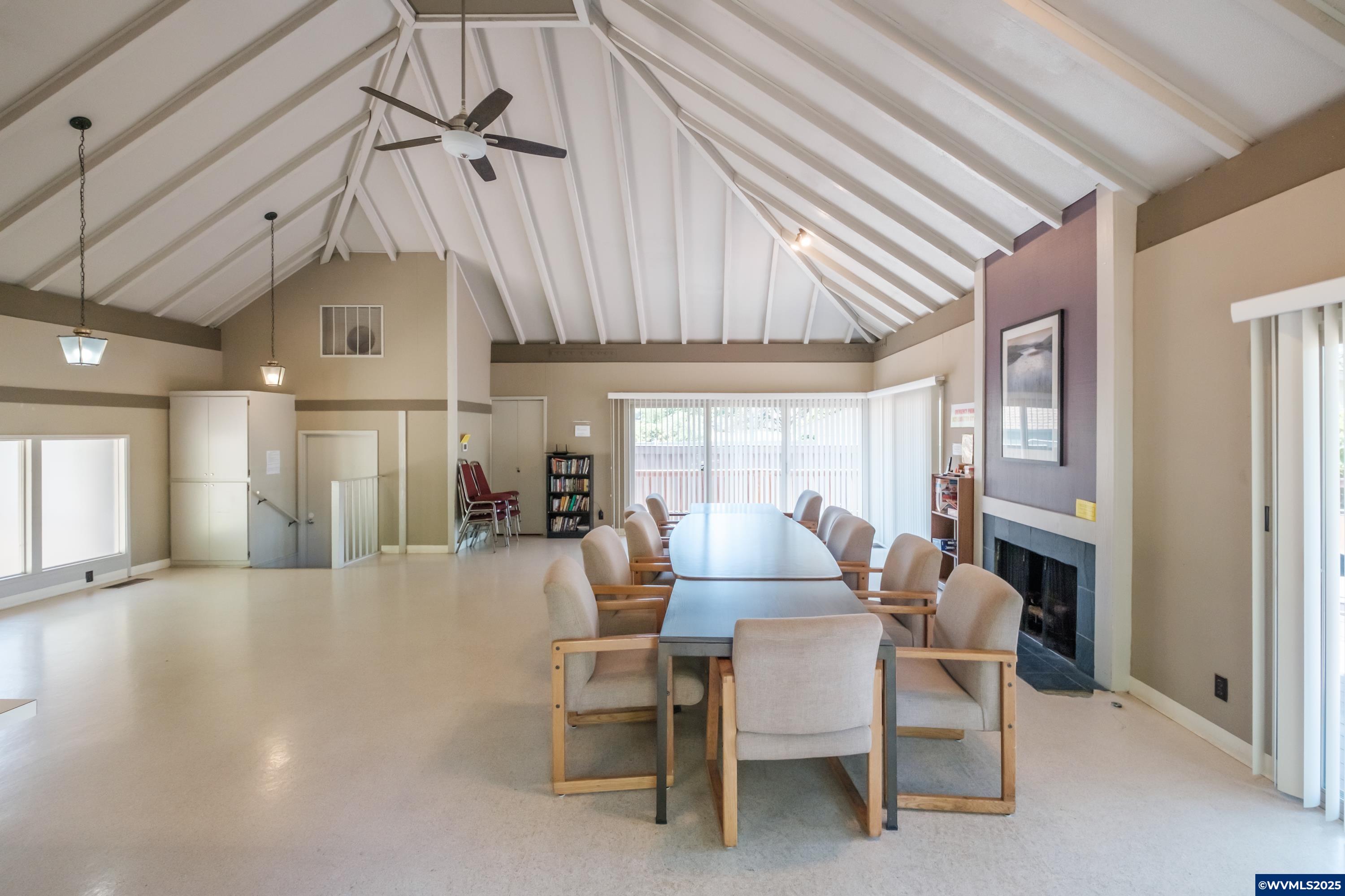 Salem, Oregon 97306, United States, 3 Bedrooms Bedrooms, ,2 BathroomsBathrooms,Residential,Pending,155184