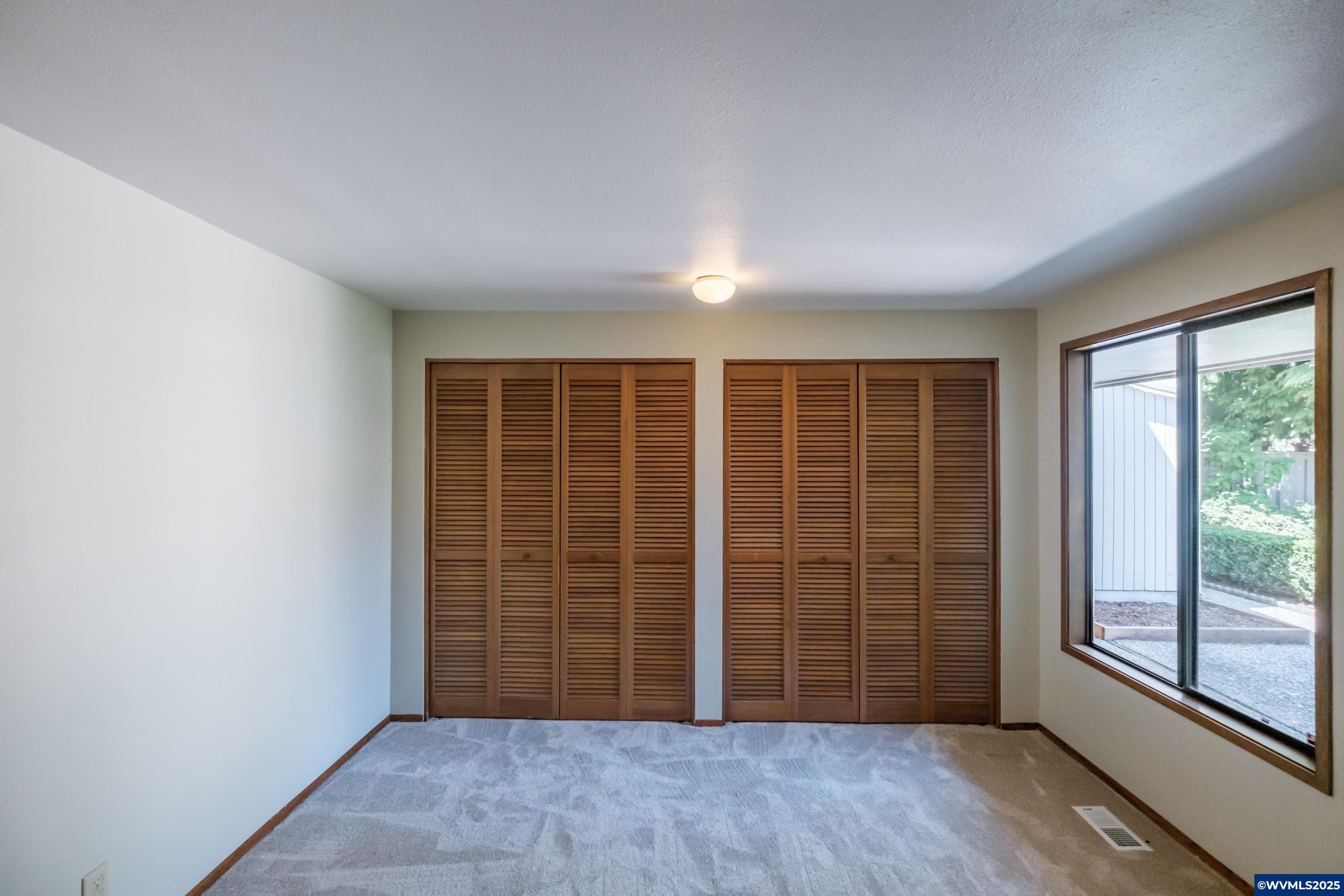 Salem, Oregon 97306, United States, 3 Bedrooms Bedrooms, ,2 BathroomsBathrooms,Residential,Pending,155184