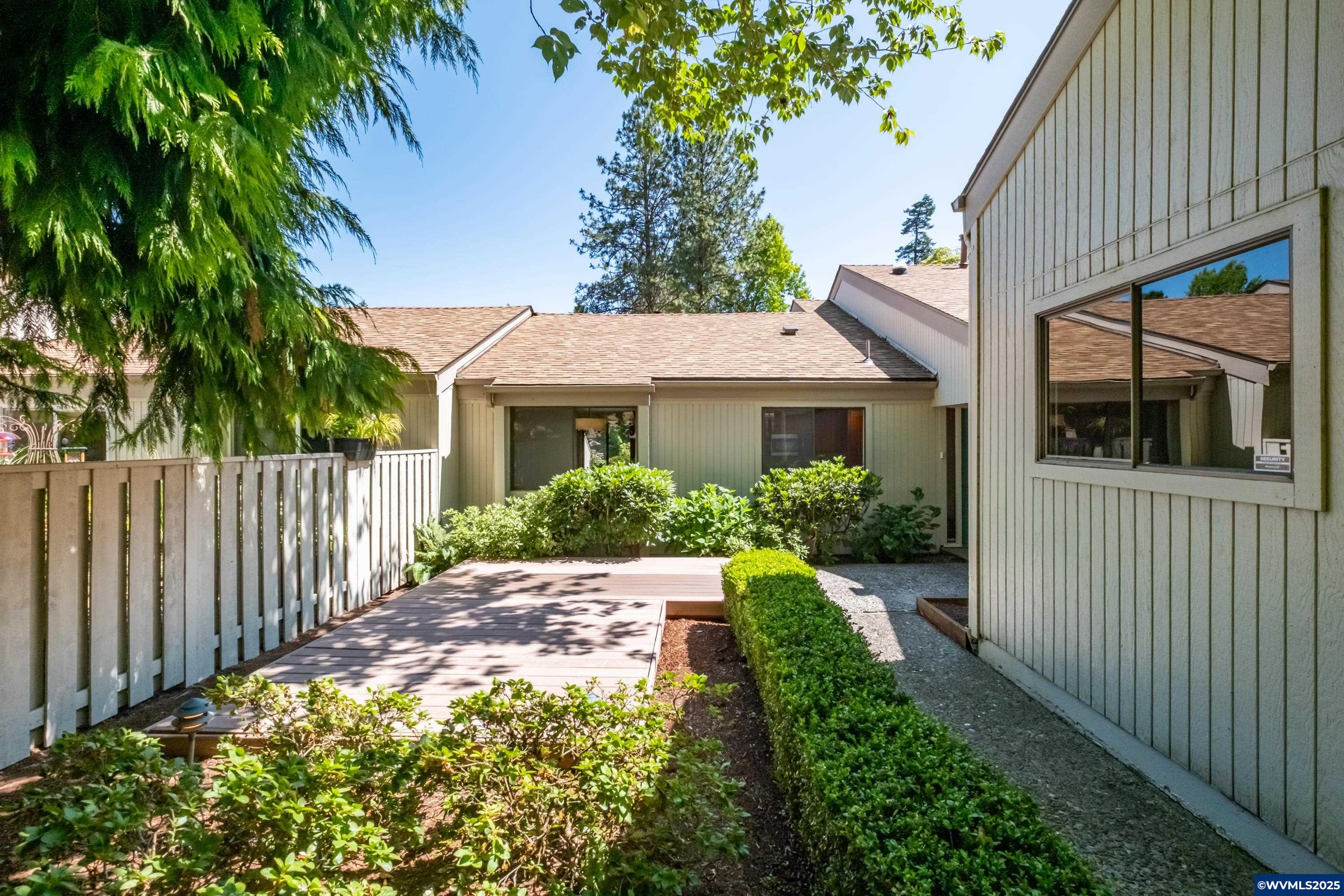 Salem, Oregon 97306, United States, 3 Bedrooms Bedrooms, ,2 BathroomsBathrooms,Residential,Pending,155184