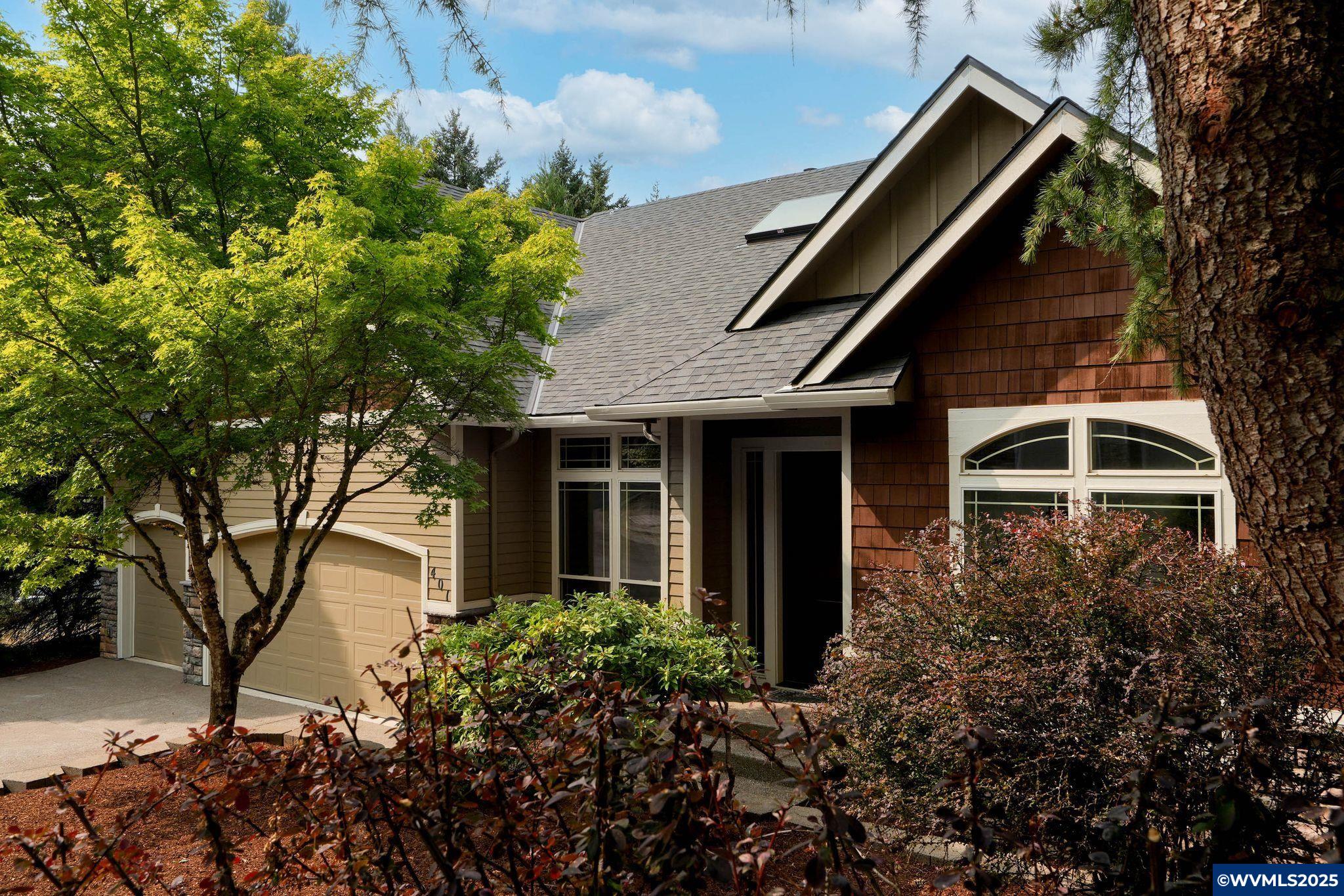 401 La Cresta Dr SE