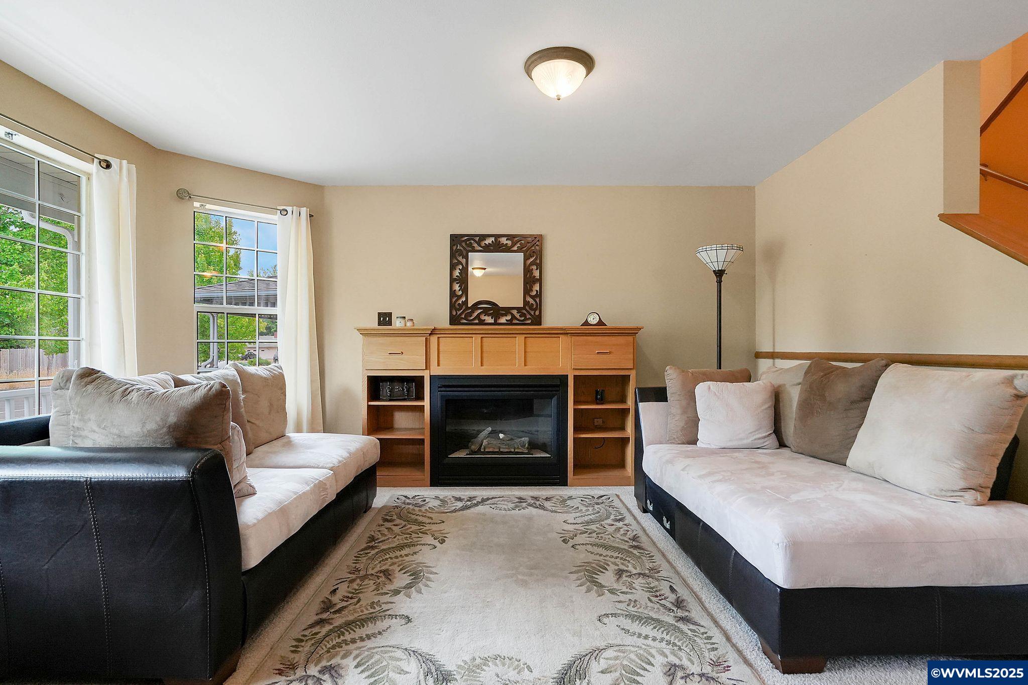 2951 SE Midvale Dr