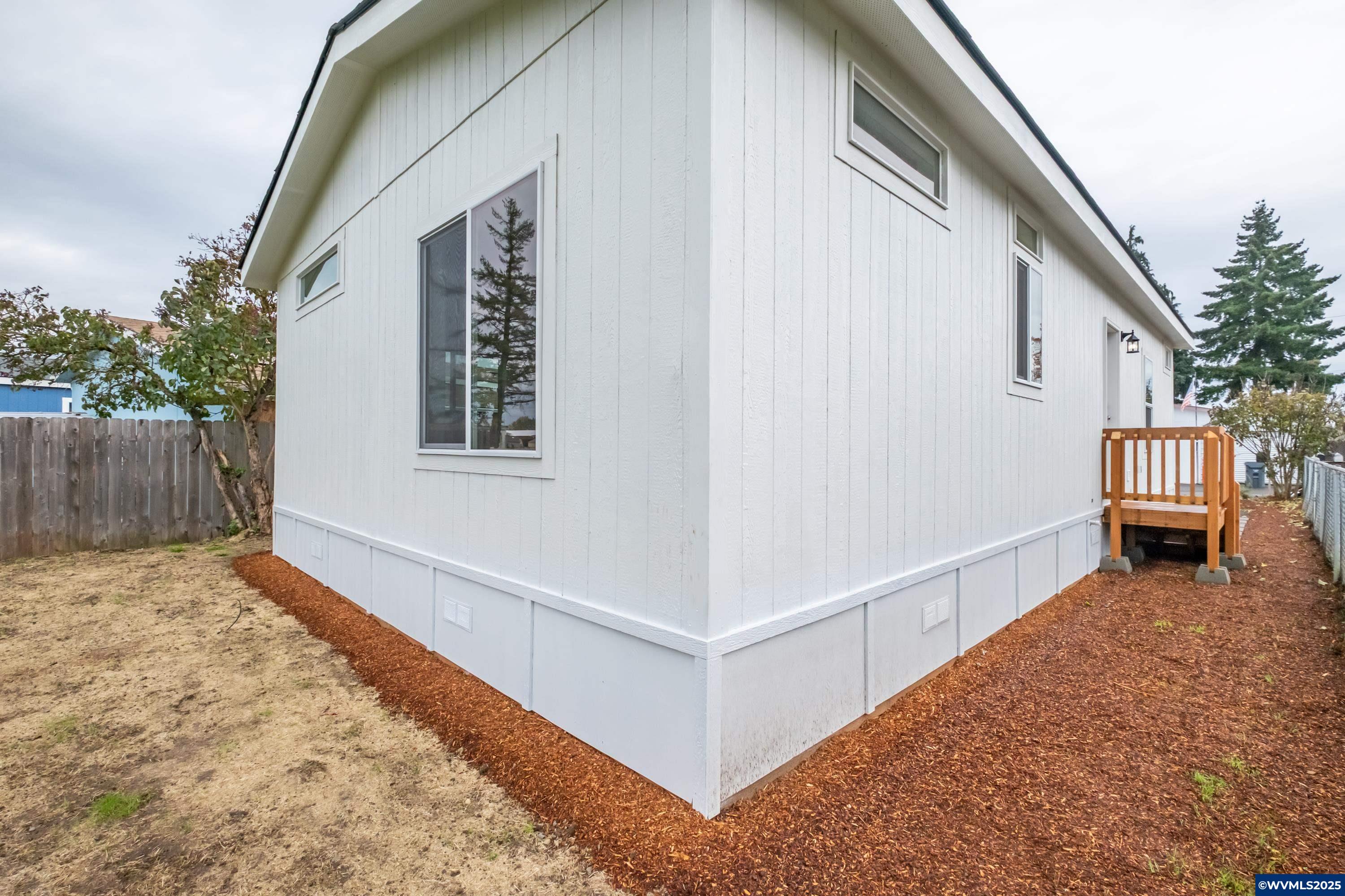 Salem, Oregon 97305, United States, 3 Bedrooms Bedrooms, ,2 BathroomsBathrooms,Residential,Active,228564